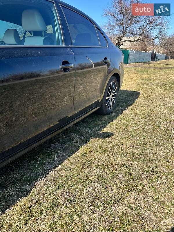 Седан Volkswagen Jetta 2015 в Сквире фото 26 Седан Volkswagen Jetta 2015 в Сквире