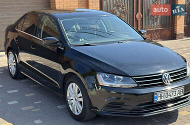 Седан Volkswagen Jetta 2016 в 