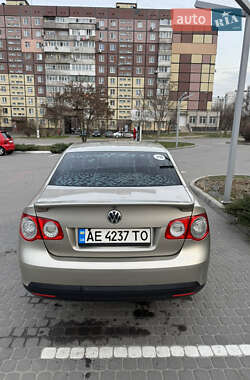Седан Volkswagen Jetta 2008 в 