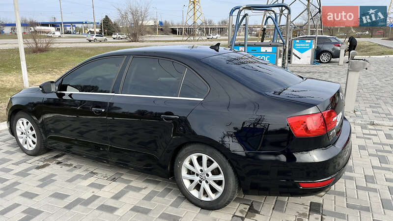 Volkswagen Jetta 2013