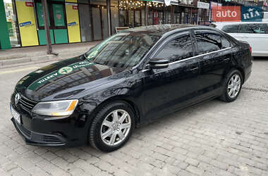 Седан Volkswagen Jetta 2014 в 