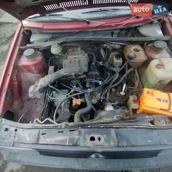 Седан Volkswagen Jetta 1989 в Млинове фото 5 Седан Volkswagen Jetta 1989 в Млинове