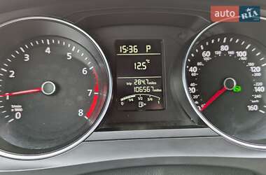 Седан Volkswagen Jetta 2015 в 