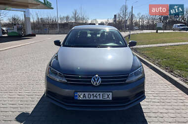 Седан Volkswagen Jetta 2016 в 