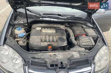 Седан Volkswagen Jetta 2008 в 