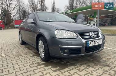 Седан Volkswagen Jetta 2008 в 