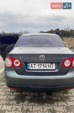 Седан Volkswagen Jetta 2008 в 