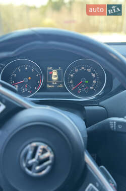 Седан Volkswagen Jetta 2016 в 