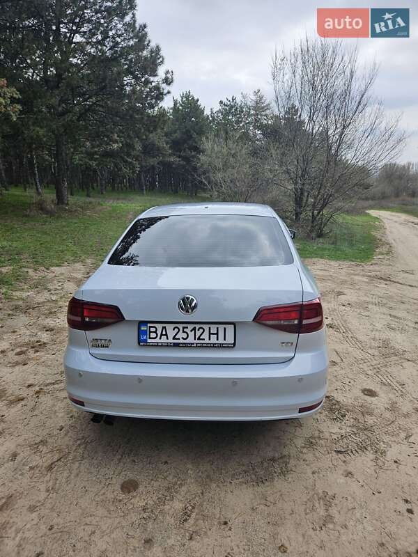 Седан Volkswagen Jetta 2017 в Запорожье