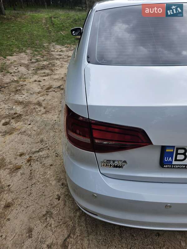 Седан Volkswagen Jetta 2017 в Запорожье