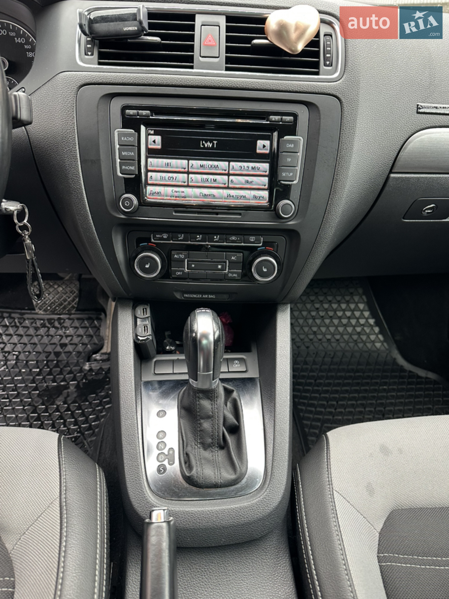 2011 Volkswagen Jetta - мініатюра 25