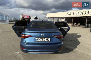 Седан Volkswagen Jetta 2018 в Киеве