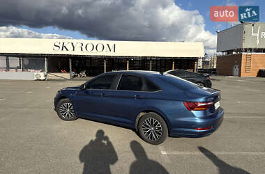 Седан Volkswagen Jetta 2018 в Киеве