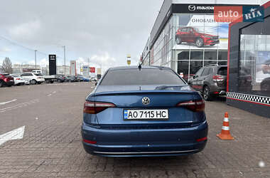 Седан Volkswagen Jetta 2018 в Киеве