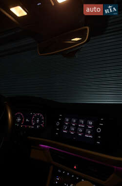 Седан Volkswagen Jetta 2018 в Киеве