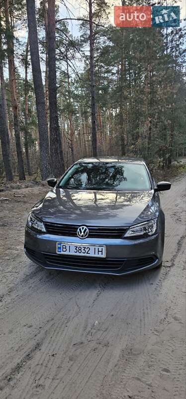 Седан Volkswagen Jetta 2012 в Полтаве