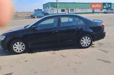 Седан Volkswagen Jetta 2016 в 