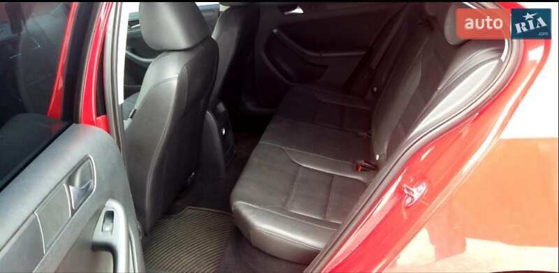 Седан Volkswagen Jetta 2012 в Світловодську