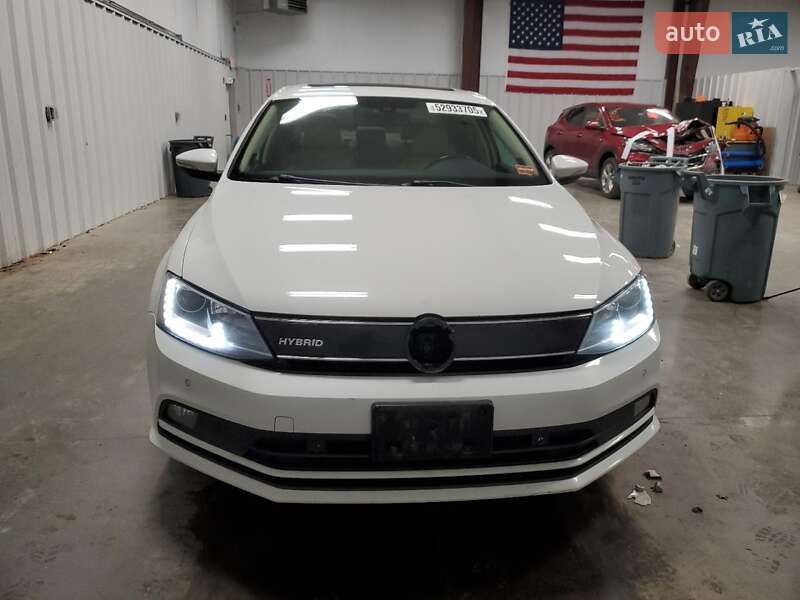 Седан Volkswagen Jetta 2015 в Вінниці