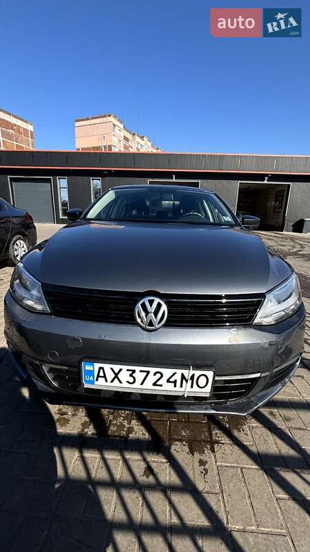 Volkswagen Jetta 2014