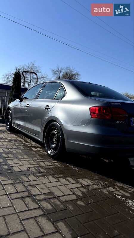 Седан Volkswagen Jetta 2014 в Лозовой фото 5 Седан Volkswagen Jetta 2014 в Лозовой