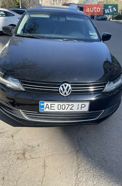 Седан Volkswagen Jetta 2013 в Кривому Розі