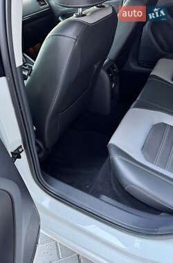 Седан Volkswagen Jetta 2015 в 