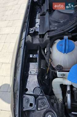 Седан Volkswagen Jetta 2012 в 