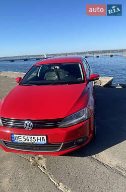 Седан Volkswagen Jetta 2014 в 