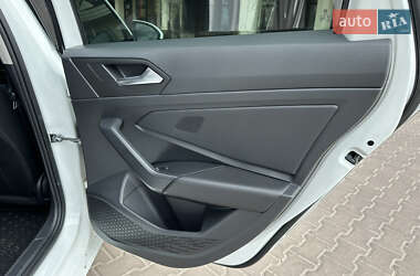 Седан Volkswagen Jetta 2019 в 