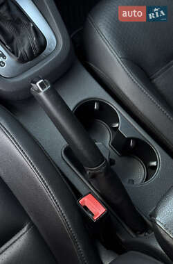 Седан Volkswagen Jetta 2013 в 