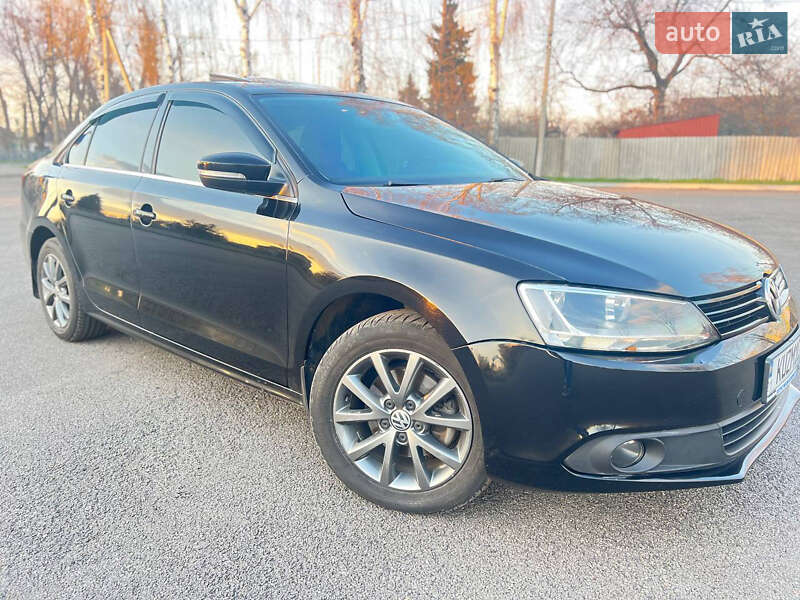 Седан Volkswagen Jetta 2013 в Первомайську