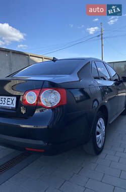 Седан Volkswagen Jetta 2007 в 