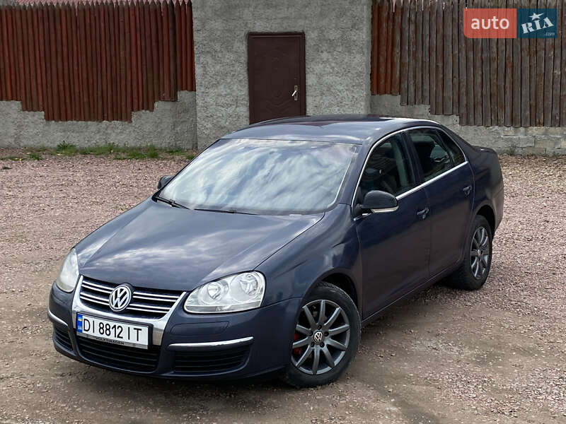 Седан Volkswagen Jetta 2007 в Самборе