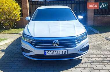 Седан Volkswagen Jetta 2018 в 