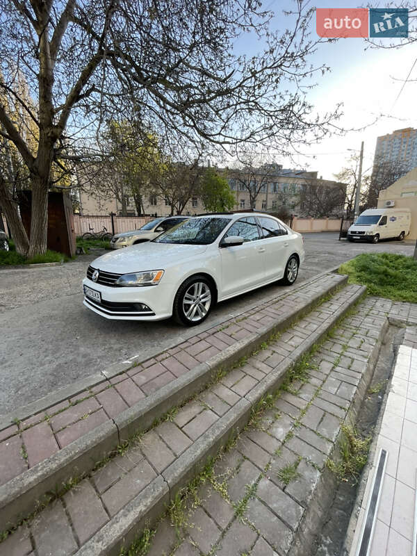 Седан Volkswagen Jetta 2015 в Одессе