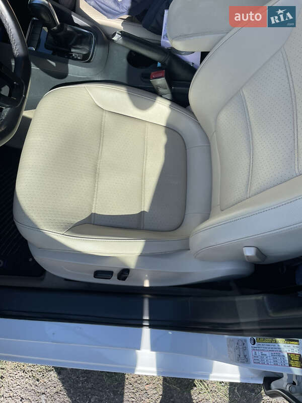 Седан Volkswagen Jetta 2015 в Одессе