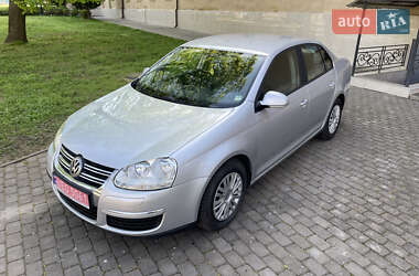 Седан Volkswagen Jetta 2006 в 