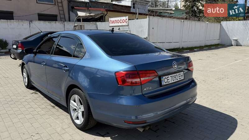 Седан Volkswagen Jetta 2014 в Черновцах