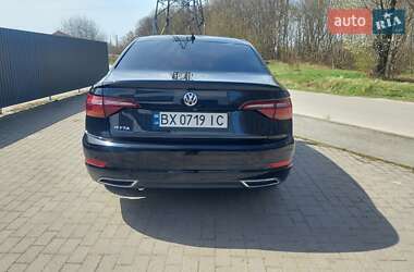 Седан Volkswagen Jetta 2019 в 