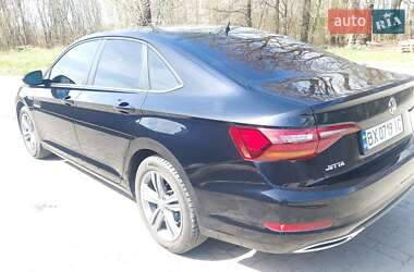 Седан Volkswagen Jetta 2019 в 