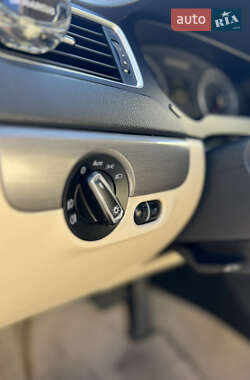 Седан Volkswagen Jetta 2013 в 