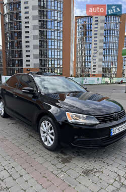 Седан Volkswagen Jetta 2011 в 