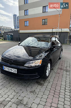 Седан Volkswagen Jetta 2011 в 