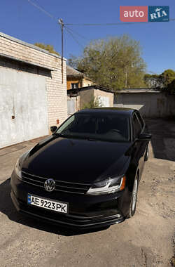 Седан Volkswagen Jetta 2017 в 
