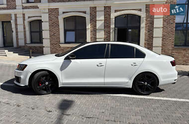 Седан Volkswagen Jetta 2014 в 