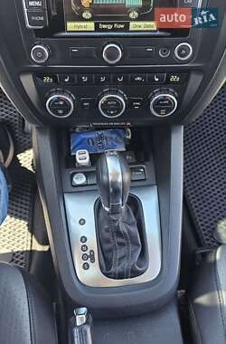 Седан Volkswagen Jetta 2012 в 