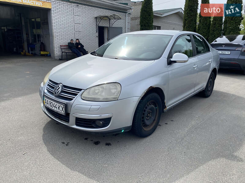 Седан Volkswagen Jetta 2006 в 