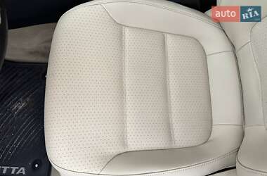 Седан Volkswagen Jetta 2013 в 
