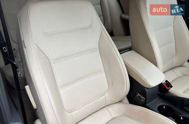 Седан Volkswagen Jetta 2013 в 